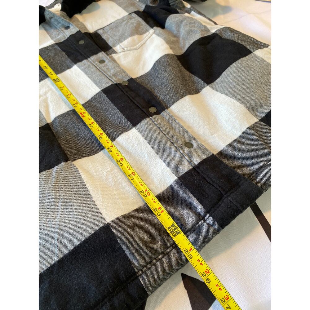 5.11 Tactical Men’s Sherpa-Lined SM Plaid Black & White Flannel Jacket - Picture 9 of 9